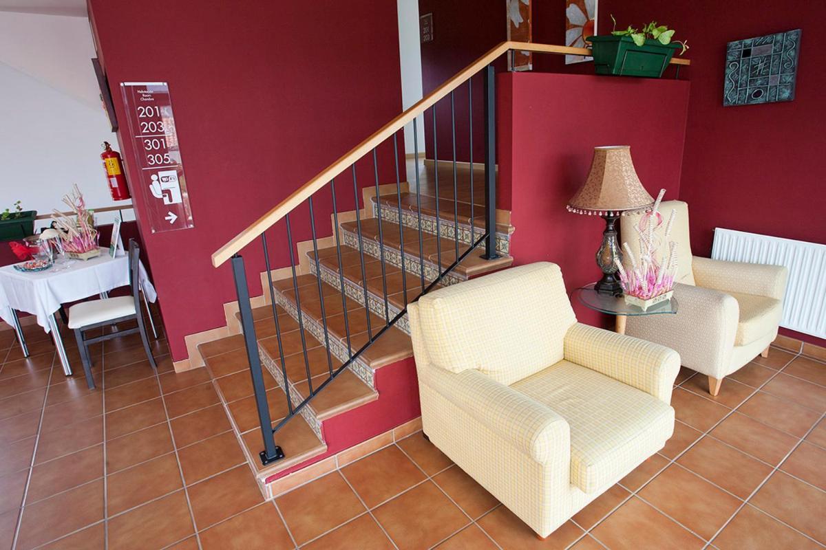 Hotel O Amenal Extérieur photo